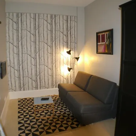 Studio At The Eiffel Tower Appartamento Parigi